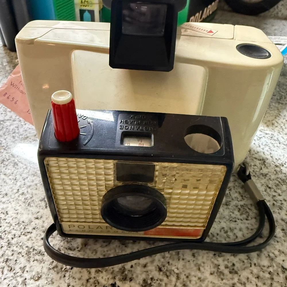 Vintage Polaroid‎ Swinger Model 20 Camera Lot Box Manuals Flashbulbs 1960s